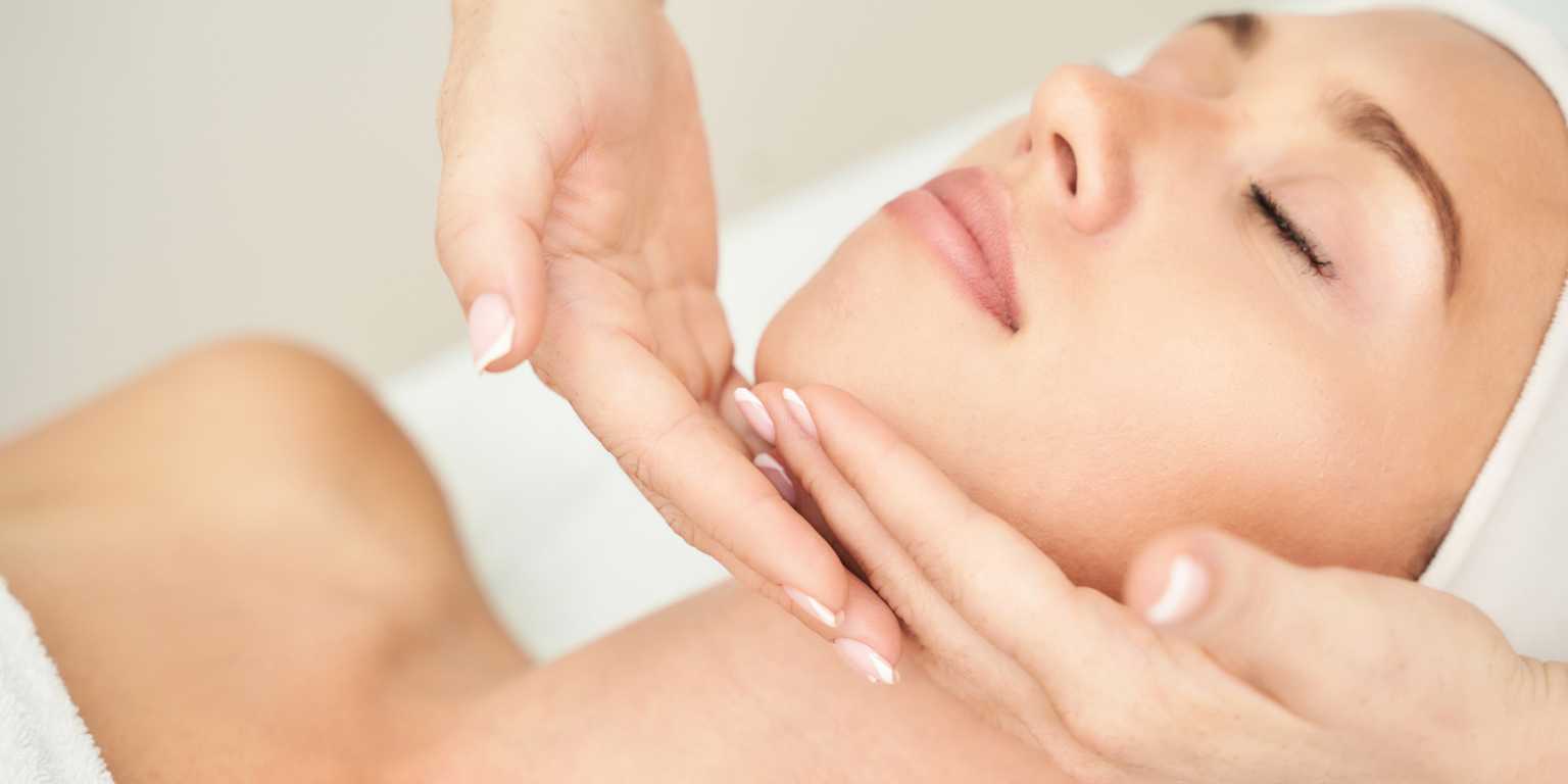 Benefits of Face Lifting Massage